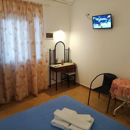 Anestis Studios Agios Georgios  Oda fotoğraf