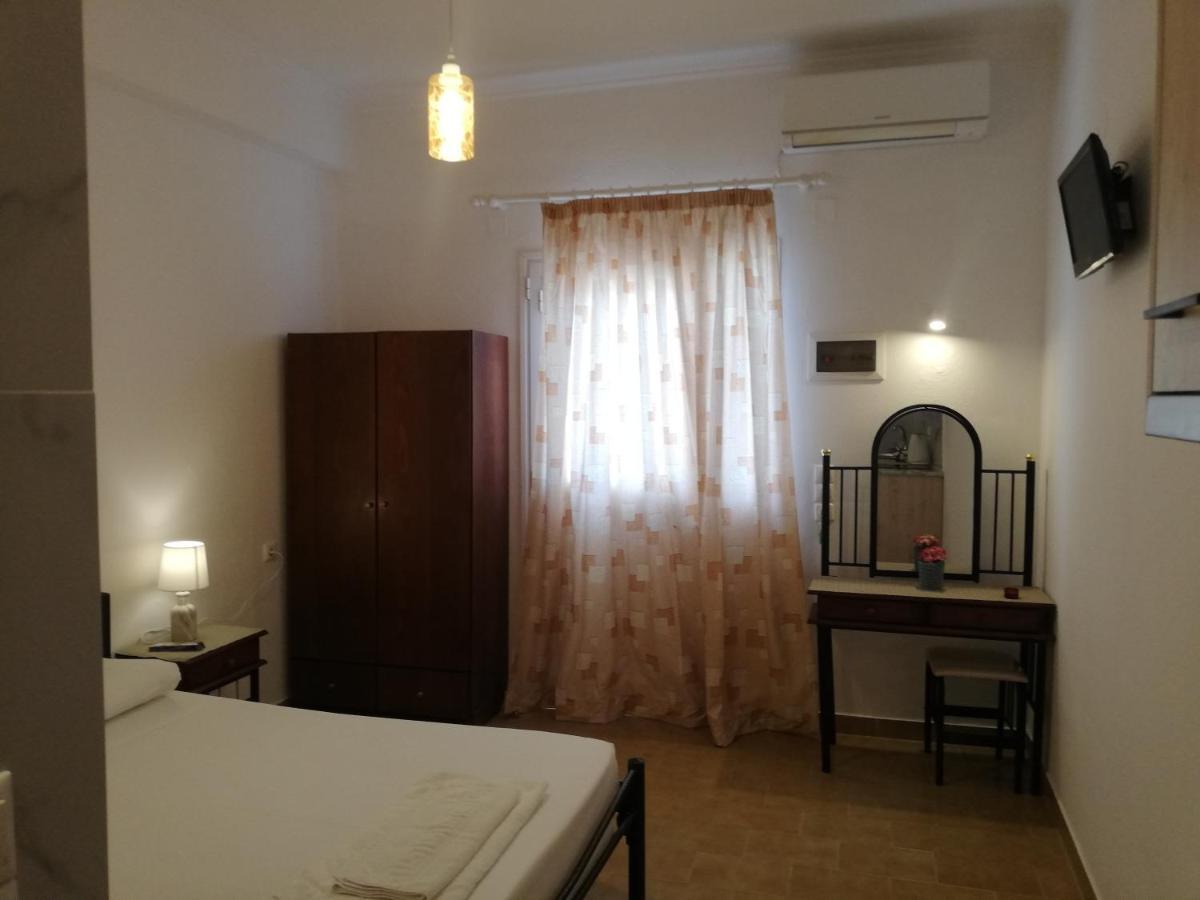 Anestis Studios Agios Georgios  Oda fotoğraf